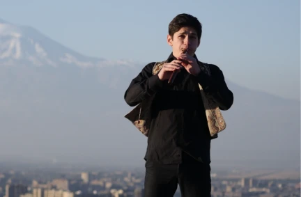 Descriptive Alt Text