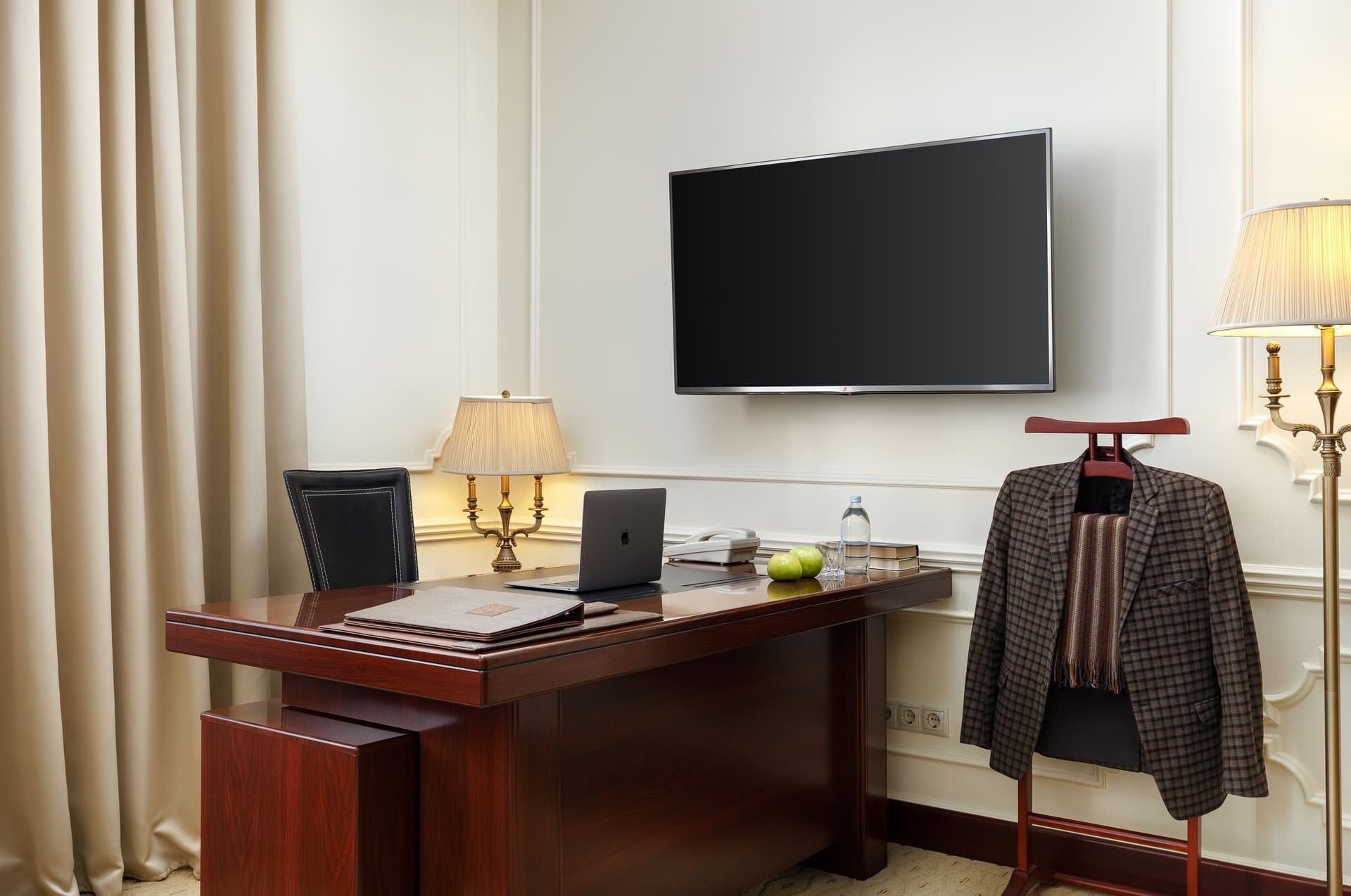 room-image