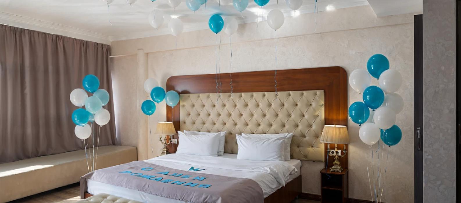 Descriptive Alt Text